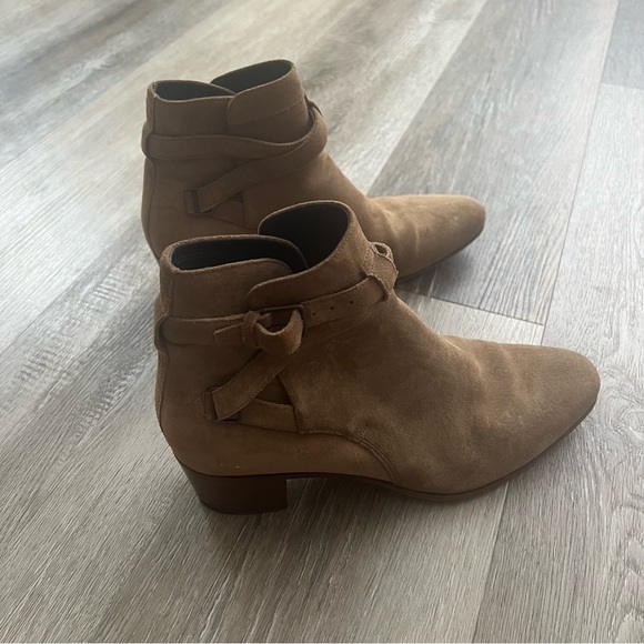 YSL Blake Jodhpur 40 boots in Suede Soho New Sigaro as seen on Kendall Jenner - Picture 11 of 15